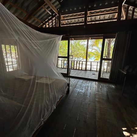 Rafikis Hostel Đảo Koh Rong Ngoại thất bức ảnh